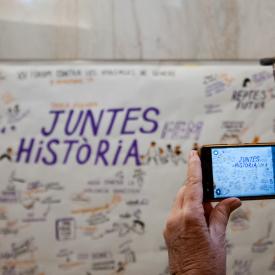 Mural elaborat per Clara-Tànit Arqué durant la taula rodona Juntes Fem Història el 9 de novembre a la Bonnemaison#FòrumViolències2019