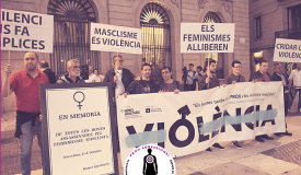 ova concentració per denunciar els feminicidis i rendir homentage a les dones assassinades